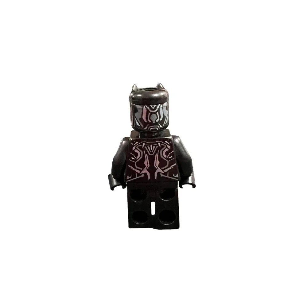 2018 Lego Super Heroes 76099 Black Panther Minifigure sh478 Blue Highlights - Picture 2 of 2